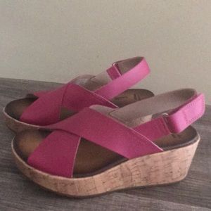 Clarks, Stash, 8 1/2 M, Fushia